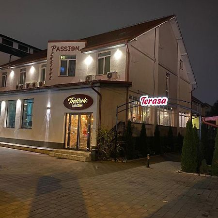Pensiunea Passion Bucharest Exterior photo